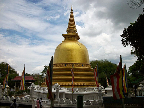 Golden Temple Dambulla Stupa