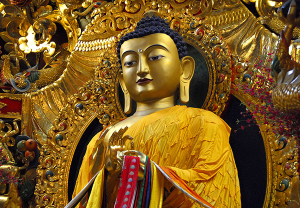 Zum Vergrößern bitte auf das Bild klicken! Buddha statue at Ananda Spa, Ananda in the Himalayas, The Palace Estate, Narendra Nagar, Tehri Garhwal, Uttarakhand, India.