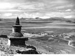 Bundesarchiv Bild 135-S-04-13-17, Tibetexpedition, Landschaftsaufnahme, Chörten