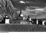 Bundesarchiv Bild 135-S-11-16-20, Tibetexpedition, Chörten
